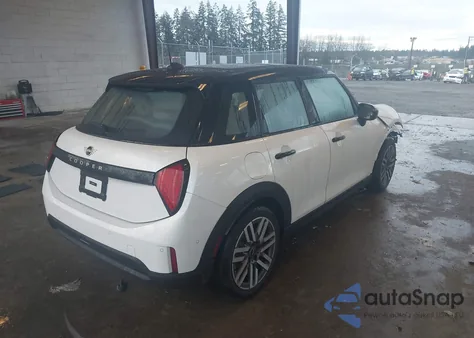 2026 Mini Hardtop Oxford Edition from USA, damaged, VIN WMW43GD01T2X63906